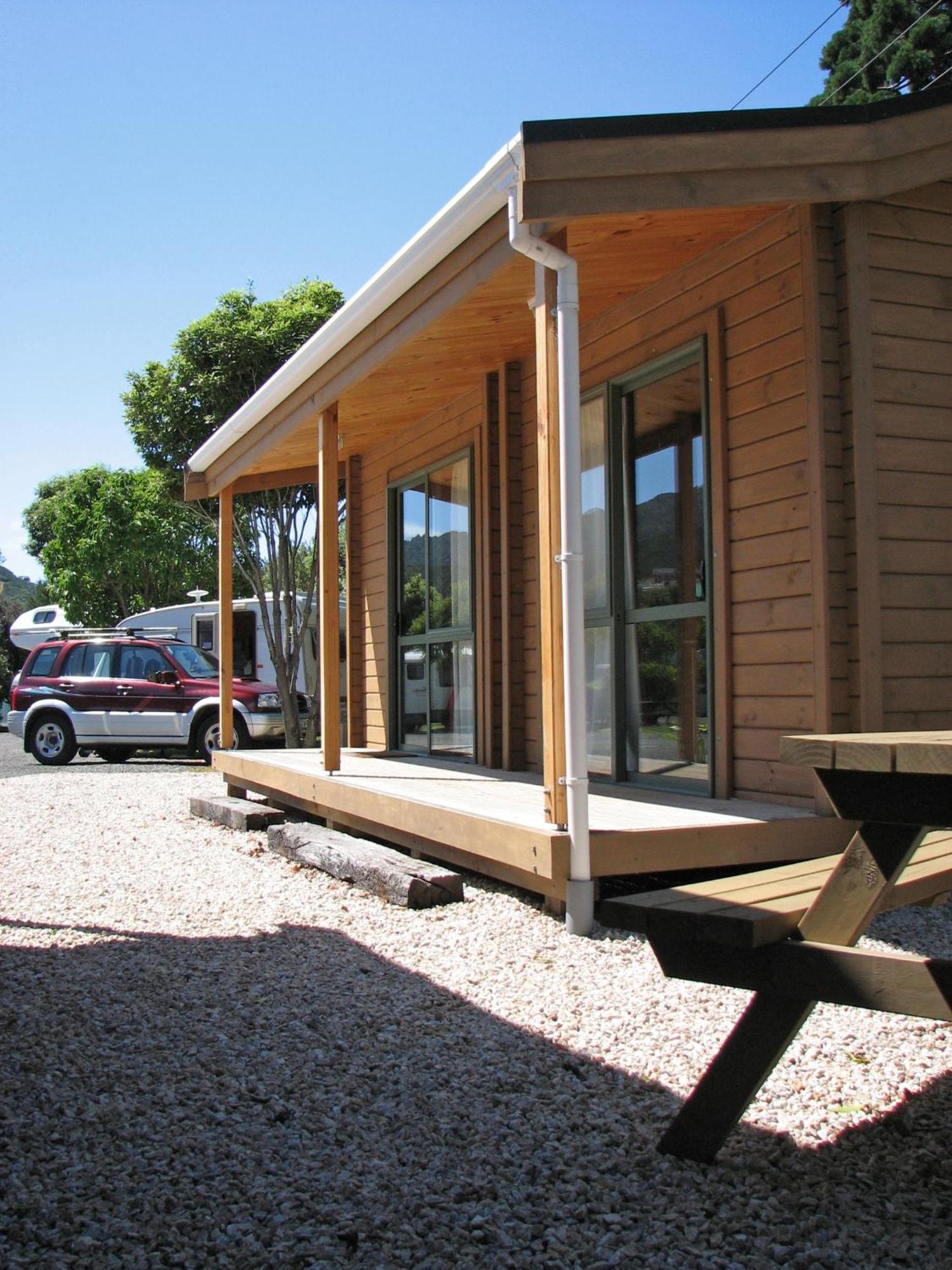 Picton Campervan Park Esterno foto